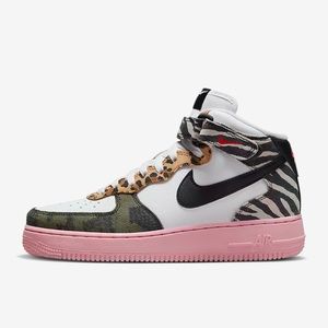 Nike Air Force 1 ‘07 Mid Women (SOLD)